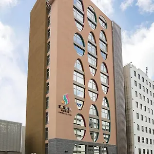 Sarasa Hotel心斎橋 **** 大阪市